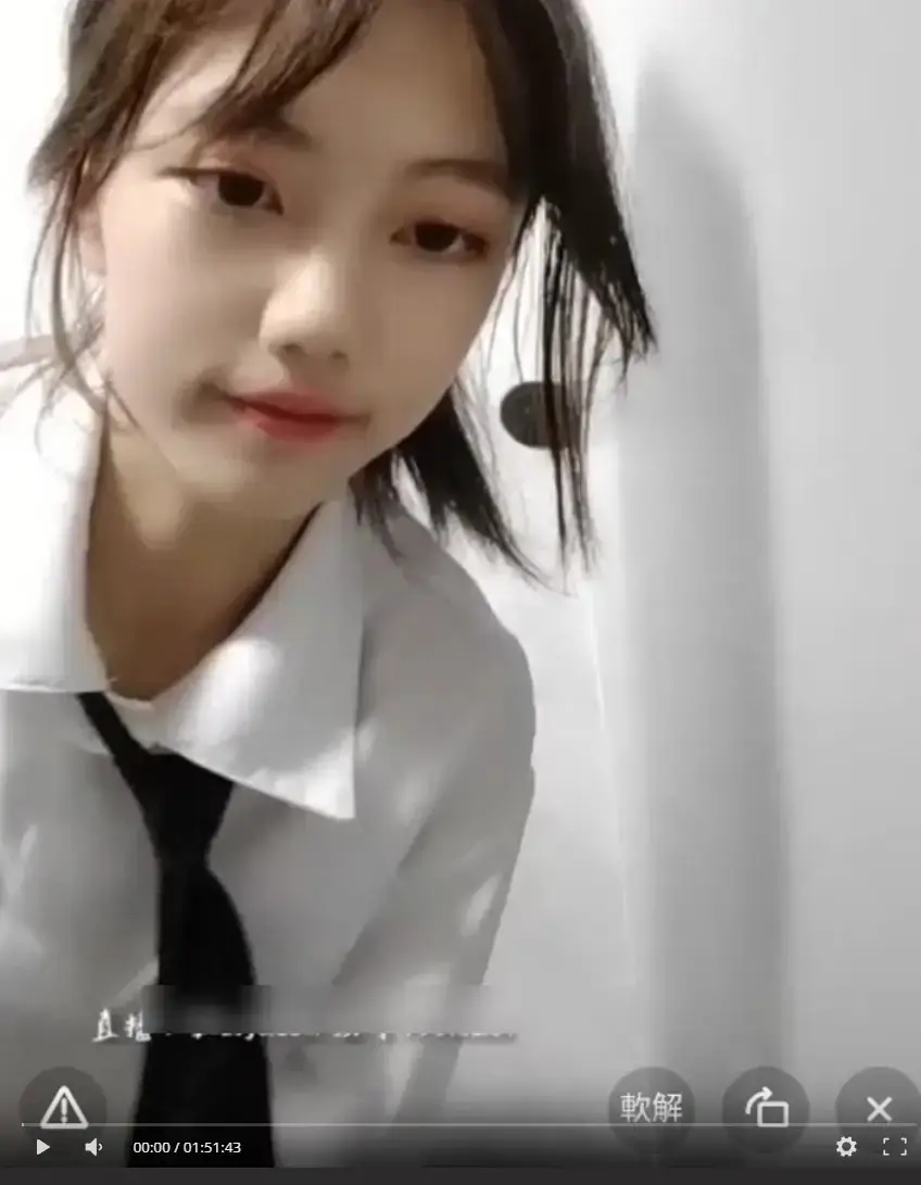 《贺子涵》原视频高清完整版免费在线播放-小女孩贺子涵深度还原贺梓涵直播翻车名场面-带你彻底了解全貌-贺子涵直播被妈妈发现无删减全集免费观看-名场面高能瞬间
