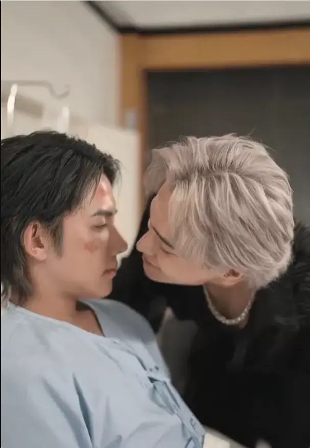 《老鼠爱上猫》泰剧全集高清在线观看-1080P无删减双男主剧-全53集泰语中字完整版-腹黑猫鼠CP禁忌之恋免费播放