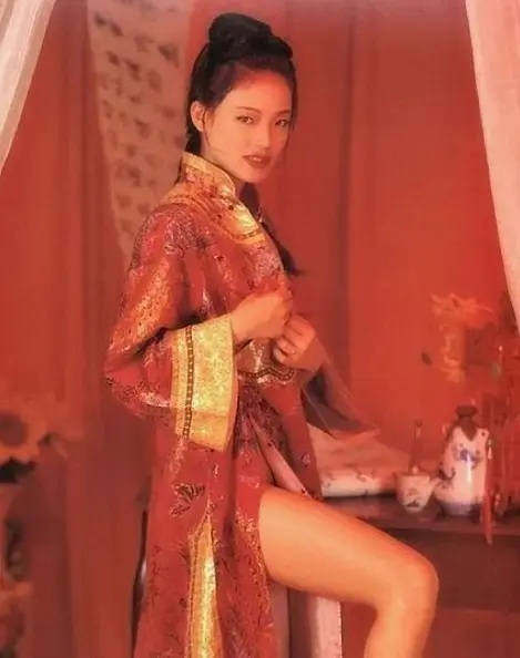 舒淇舒掰掰早期经典合集资源-为何大美女号称舒掰掰-舒淇阁楼经典照片合集免费分享-网盘资源一键速播全收录