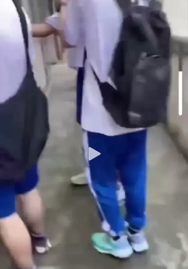 《大昌市第七中学鬼敲门》无删减版全集免费看-大昌七中鬼敲门灵异实录-校园恐怖事件1080P高清资源在线观看