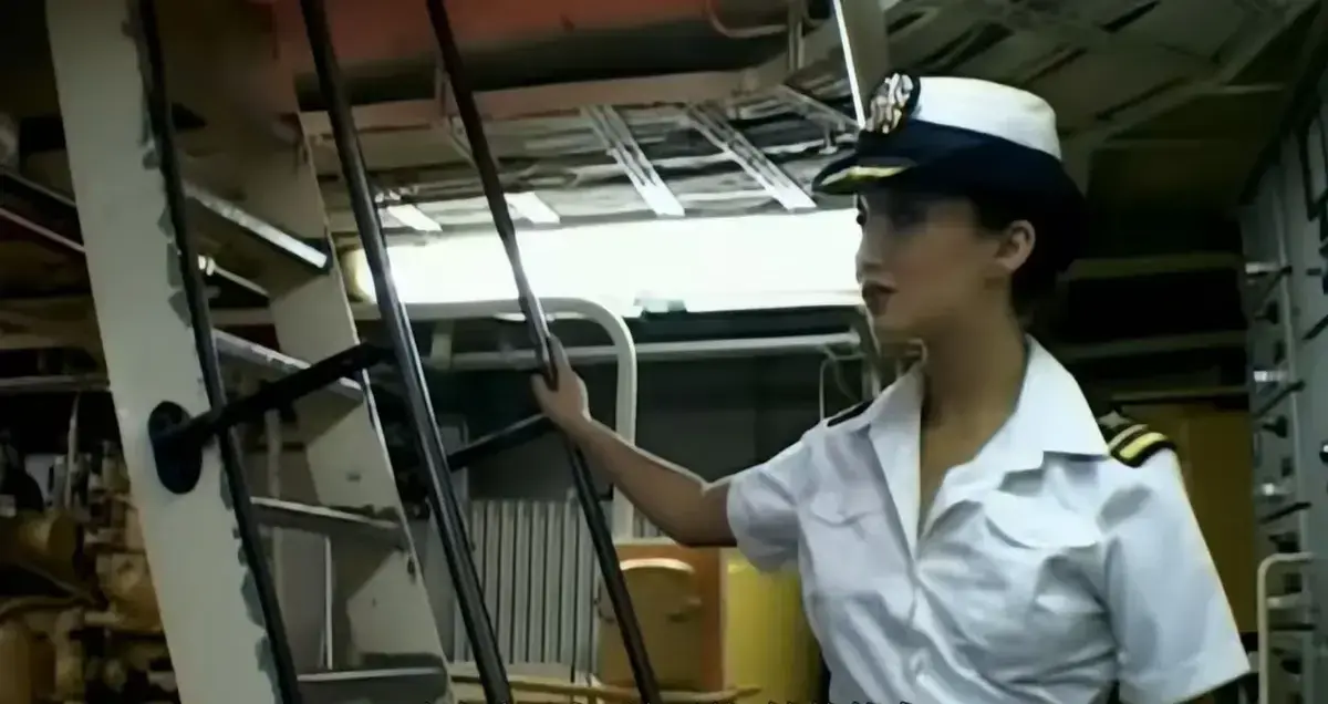 《军舰上的女兵》全集无删减版在线观看-《军舰上的女兵》高清免费播放-全网同步更新1080P资源